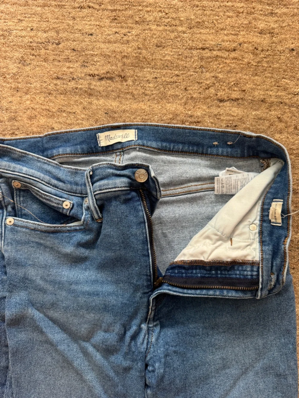 Madewell Cali - Demi Boot Blue Cropped Ankle Jeans